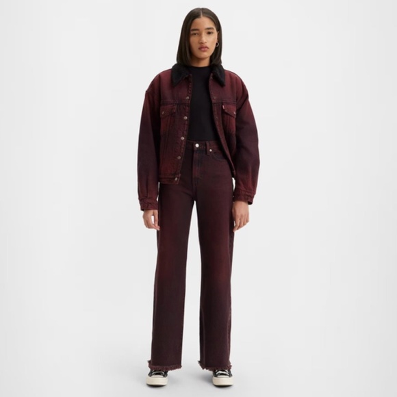 NWT Levi's Ribcage Wide Leg Jeans in Cherry Cordial Red - size 24 x 30 - Picture 2 of 7